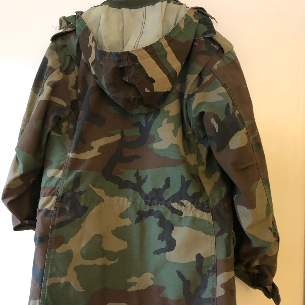 🎉HP🎉Vintage US Army Camouflage Field Jacket with Military Insignia- SM-Reg - Picture 9 of 9